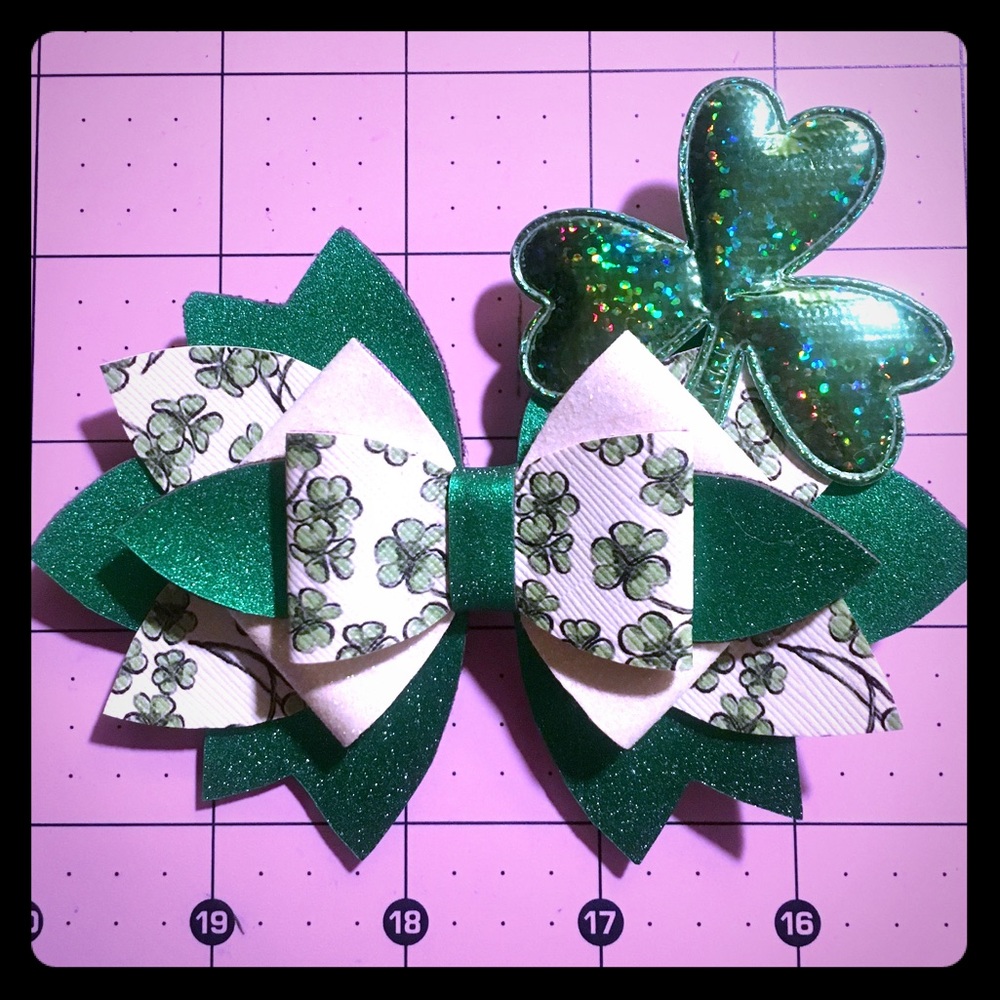 Shamrock hair barrette bow on alligator clip girls